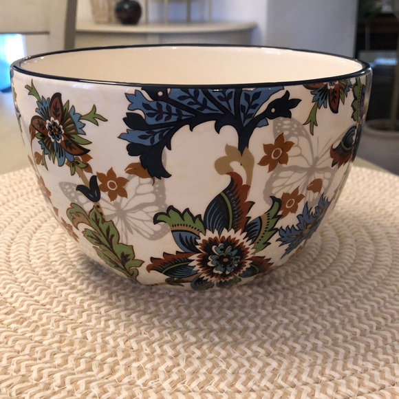 NWT FRENCH GARDEN PATTERN bowl container. - Picture 1 of 5